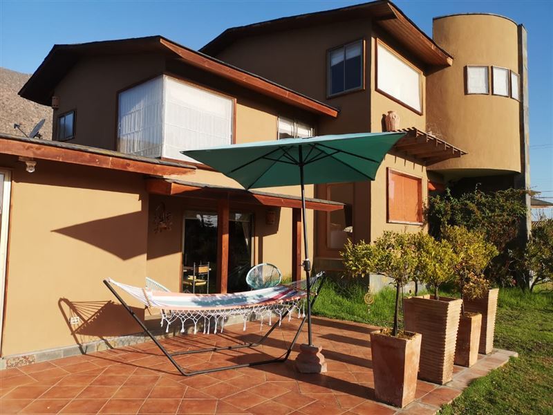 Casa En Venta En La Serena 7 Dormitorios 6 Baños | HousePricing